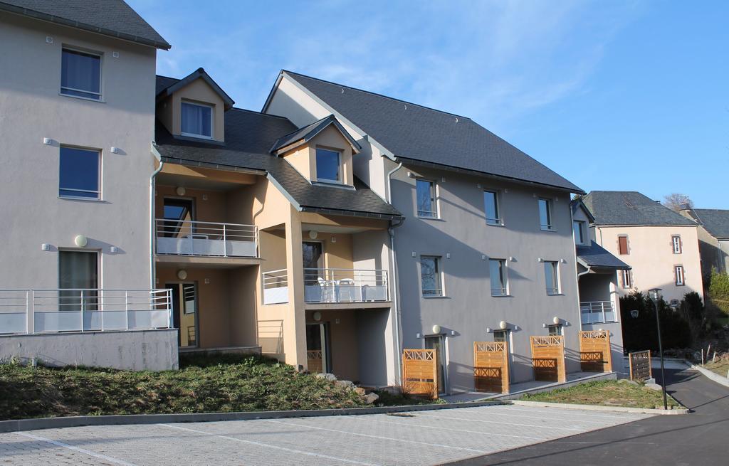 Aux Balcons Du Sancy Aparthotel Picherande Екстериор снимка