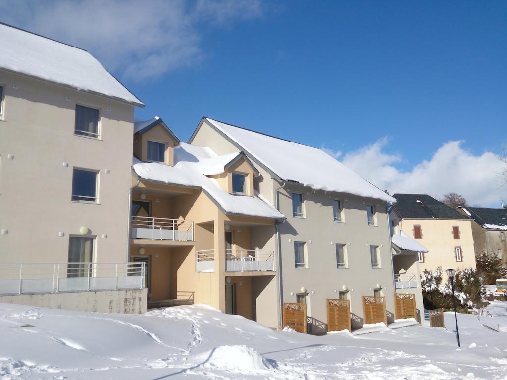 Aux Balcons Du Sancy Aparthotel Picherande Екстериор снимка