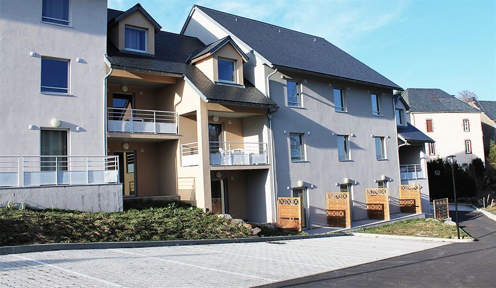 Aux Balcons Du Sancy Aparthotel Picherande Екстериор снимка