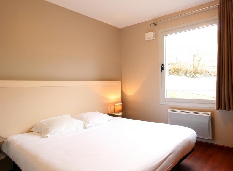 Aux Balcons Du Sancy Aparthotel Picherande Екстериор снимка